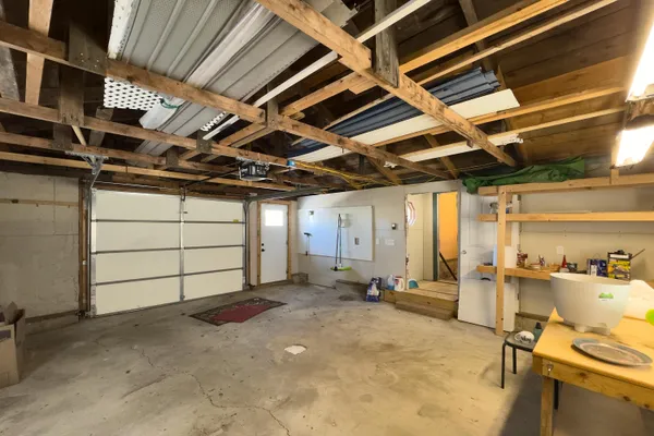 $685,000 | 2 Lovejoy & 4 Autumn Street, Rockland, ME 04841