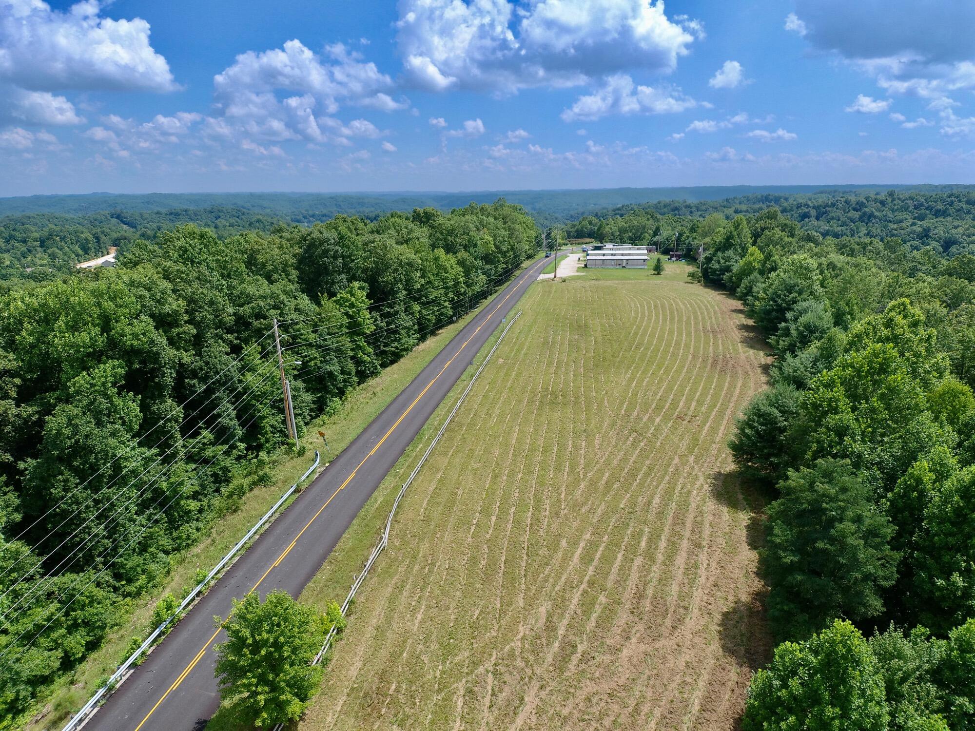 1677 Fairgrounds Ridge Road Beattyville, KY 41311 - Photo 1 of 13 829B986C38D96972846CFA4900493D7E_1
