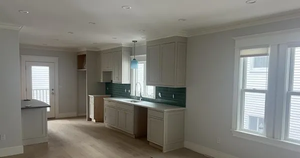 $895,000 | 356 Broadway, Somerville, MA 02145