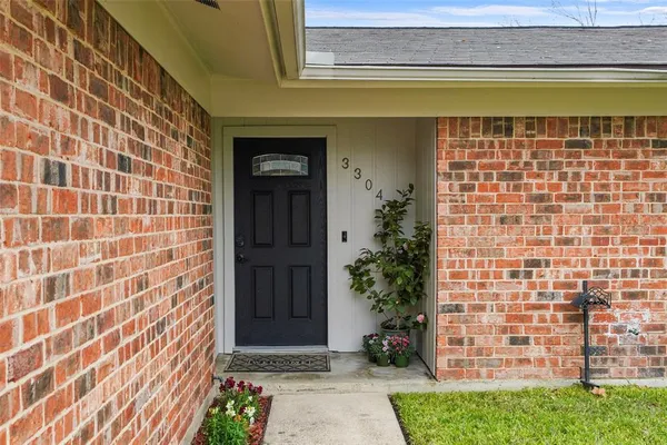 $370,000 | 3304 Huisache Street, Denton, TX 76209