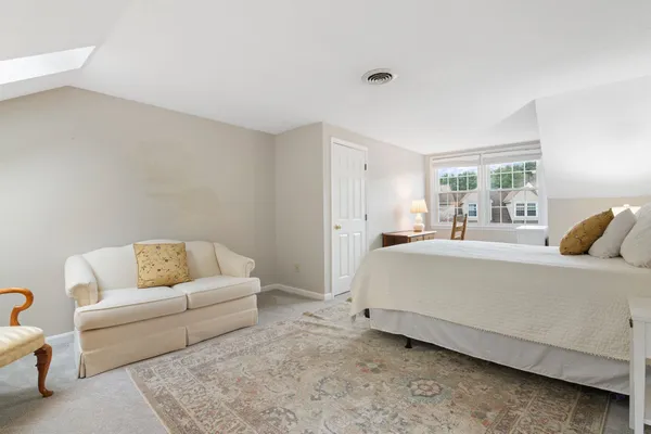 $340,000 | 28 B Stonehouse Lane, Keene, NH 03431