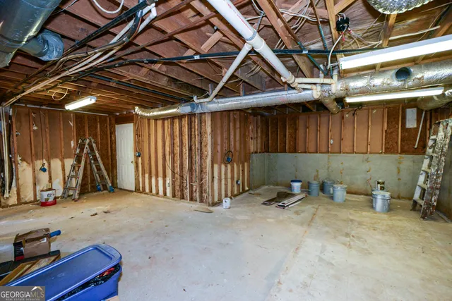 $2,900 | 2972 Hampton Place, Decatur, GA 30034