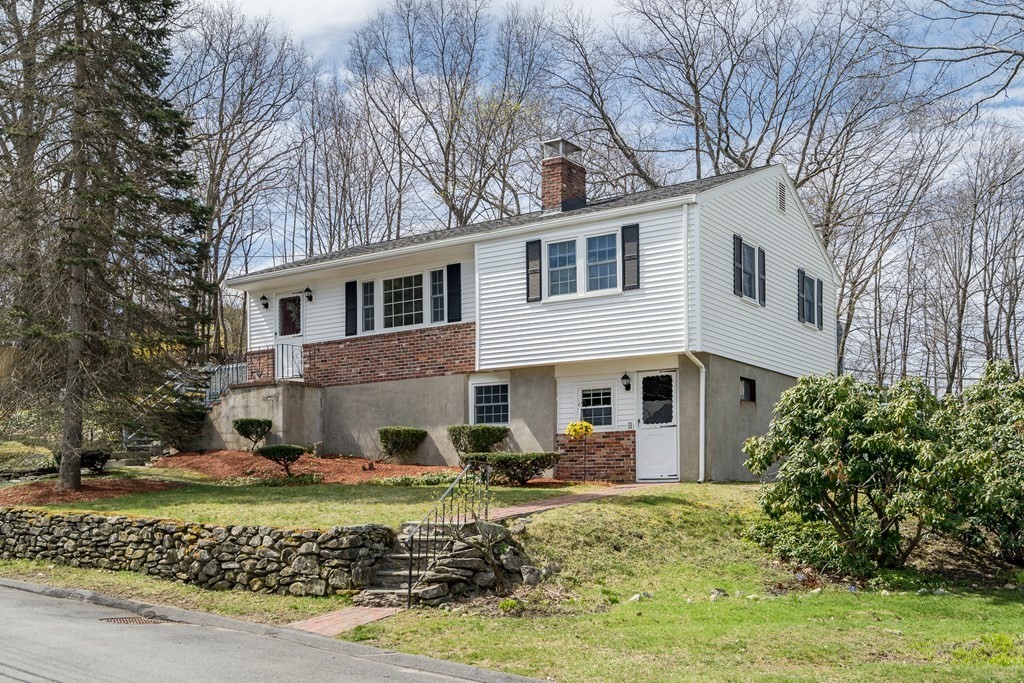 13 Bernard Road Woburn, MA 01801 - Photo 2 of 29 Gallery Image 2