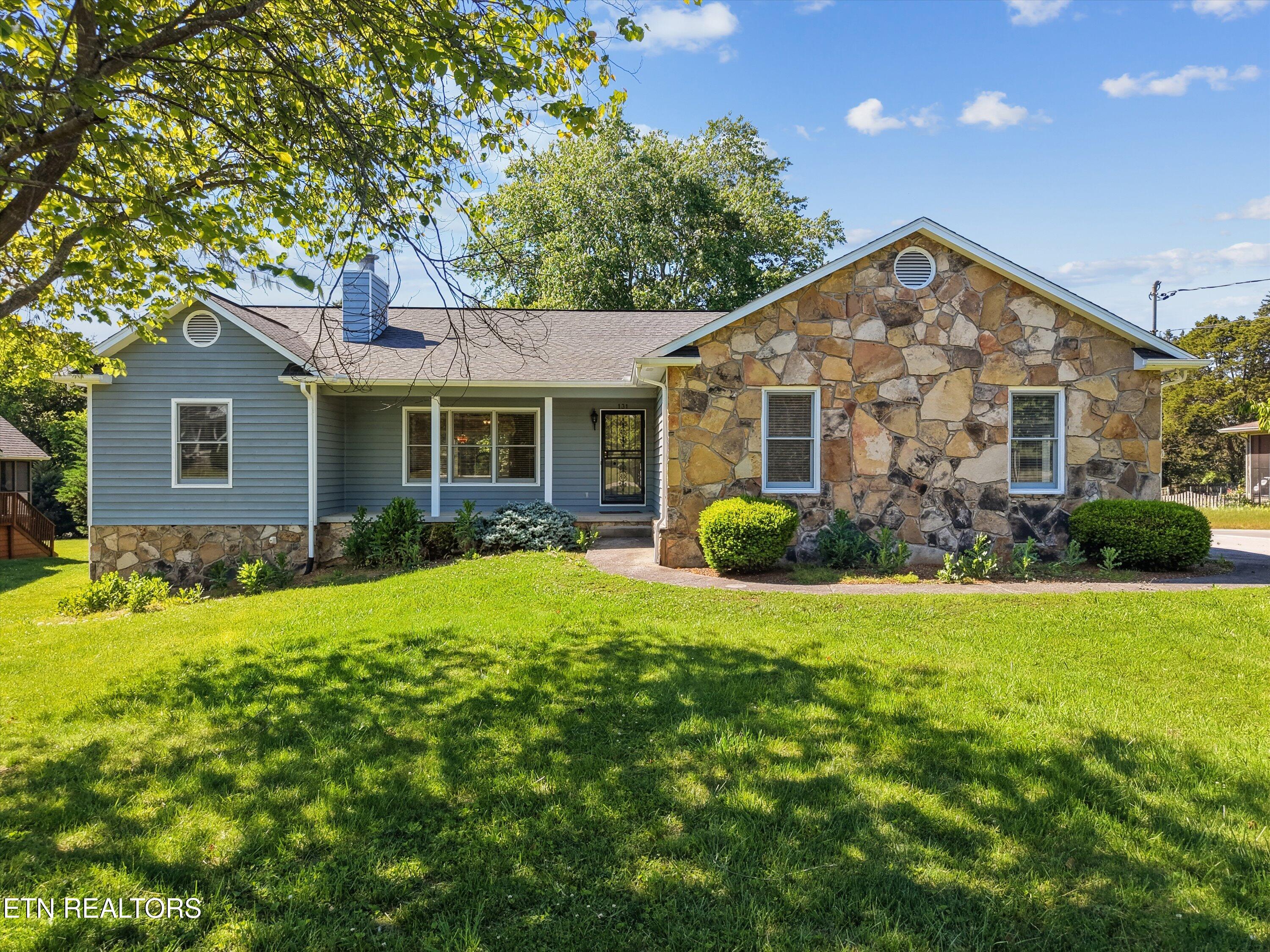 131 Overton Lane Powell, TN 37849 - Photo 1 of 37 01-131 Overton Ln01