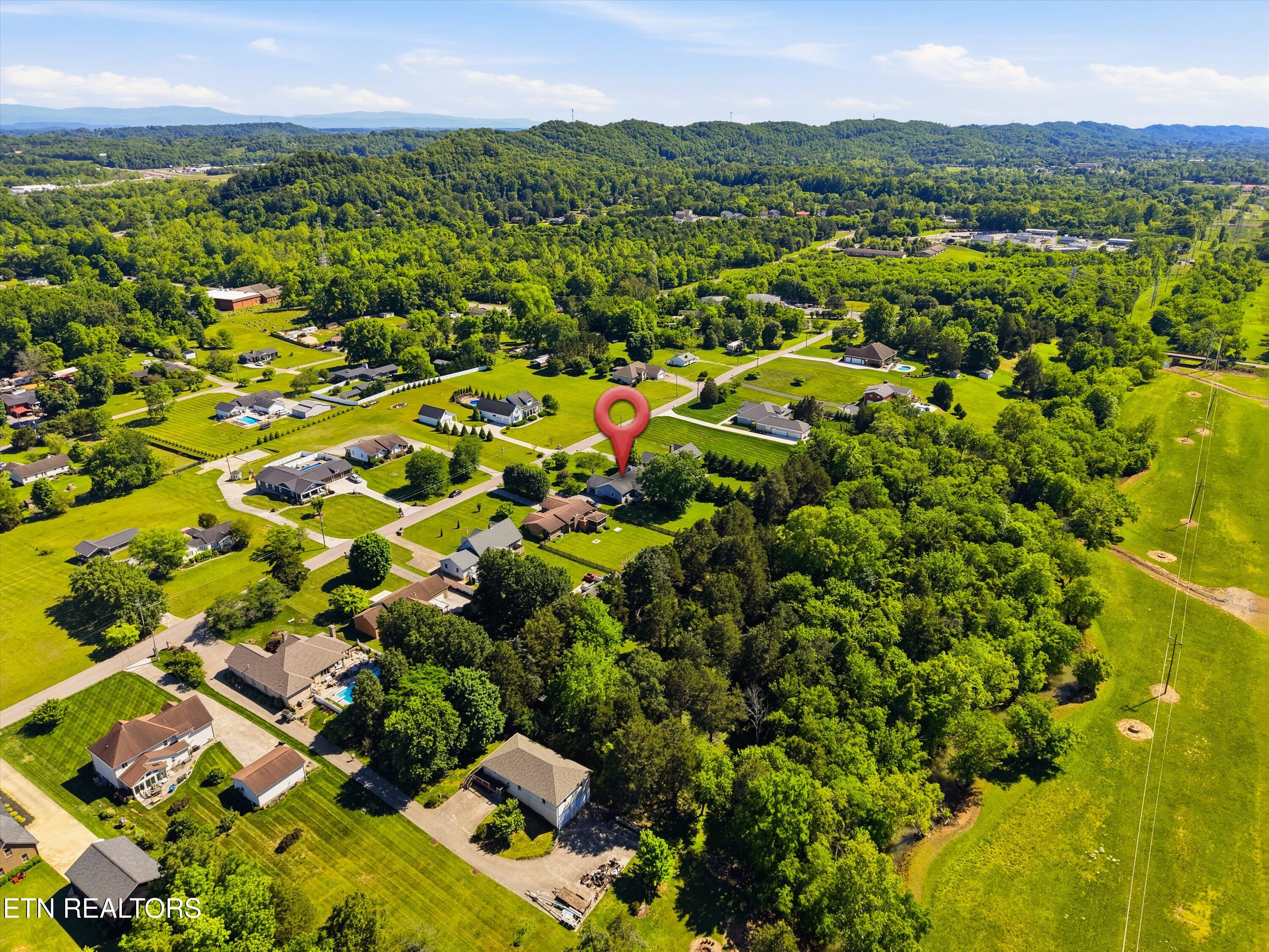 131 Overton Lane Powell, TN 37849 - Photo 37 of 37 43-131 Overton Ln06
