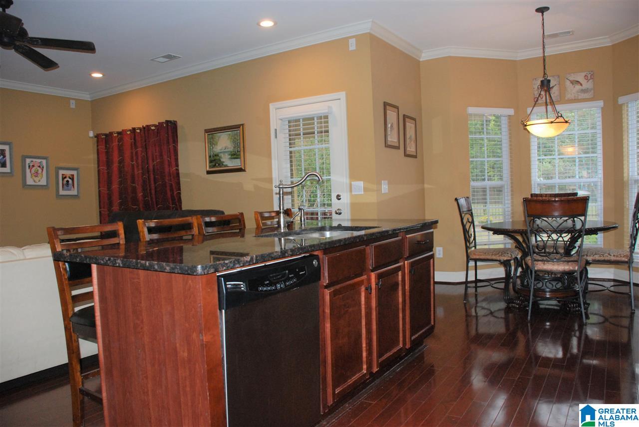 265 Creekside Lane Pelham, AL 35124 - Photo 9 of 35