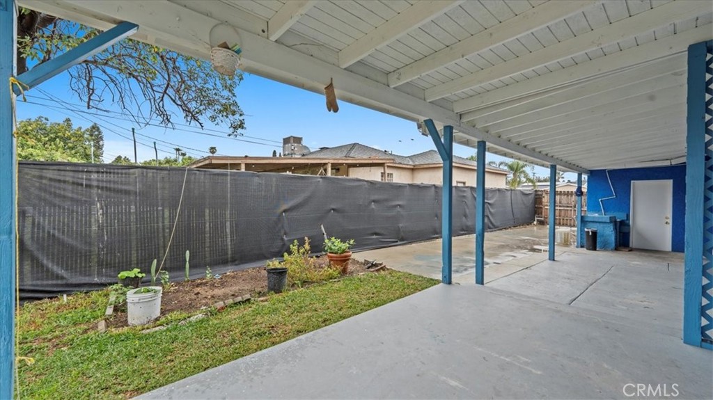 742 South Magnolia Avenue Rialto, CA 92376 - Photo 18 of 21