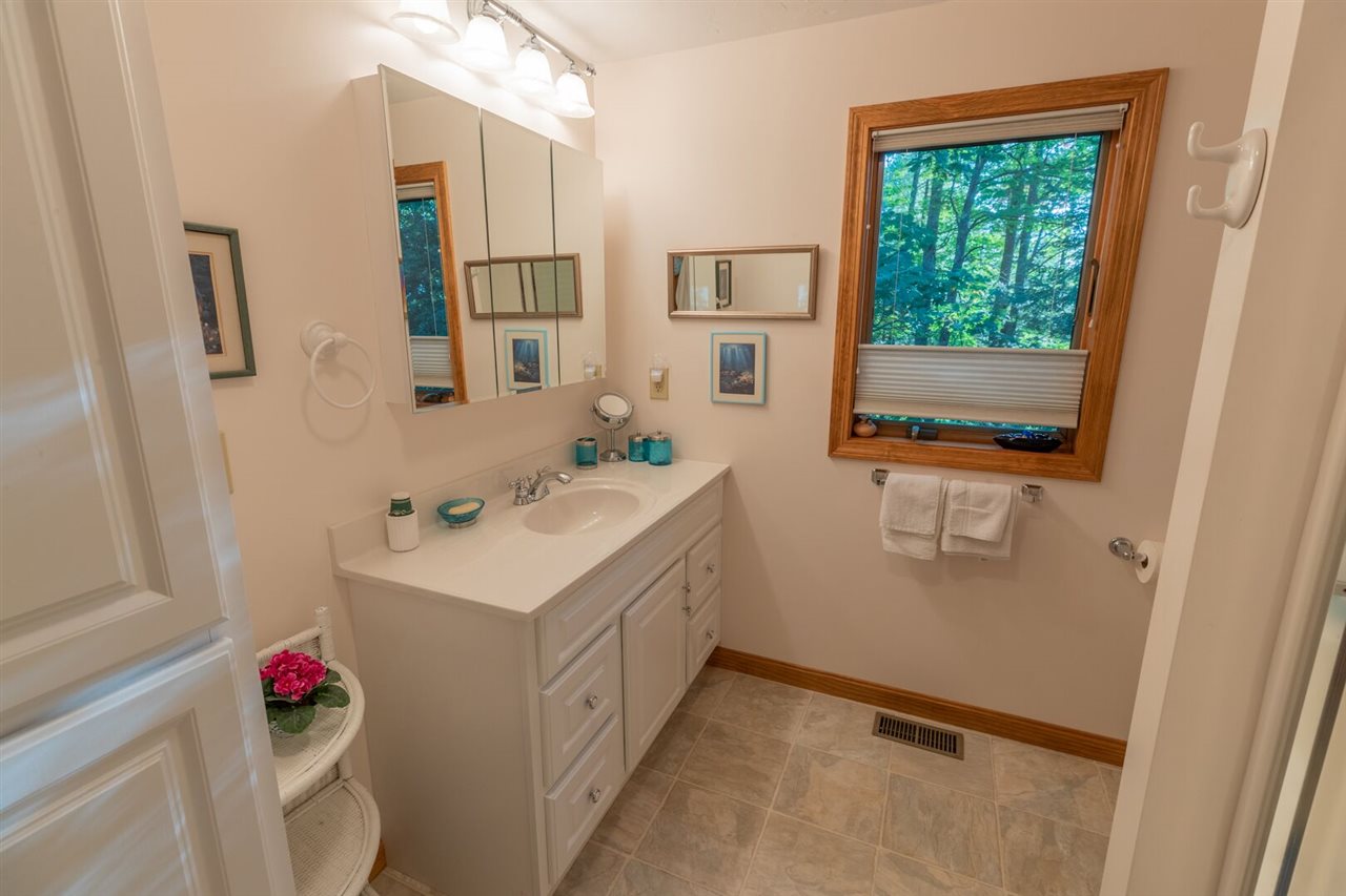100 Fox Hill Road Belmont, NH 03220 - Photo 31 of 37