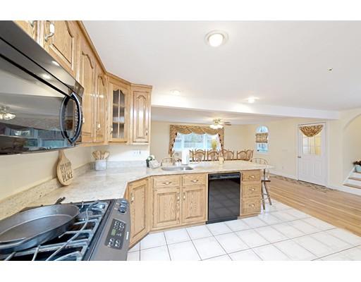 68 Chapman Road Stoughton, MA 02072 - Photo 6 of 14