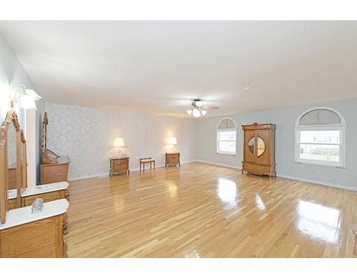 68 Chapman Road Stoughton, MA 02072 - Photo 7 of 14