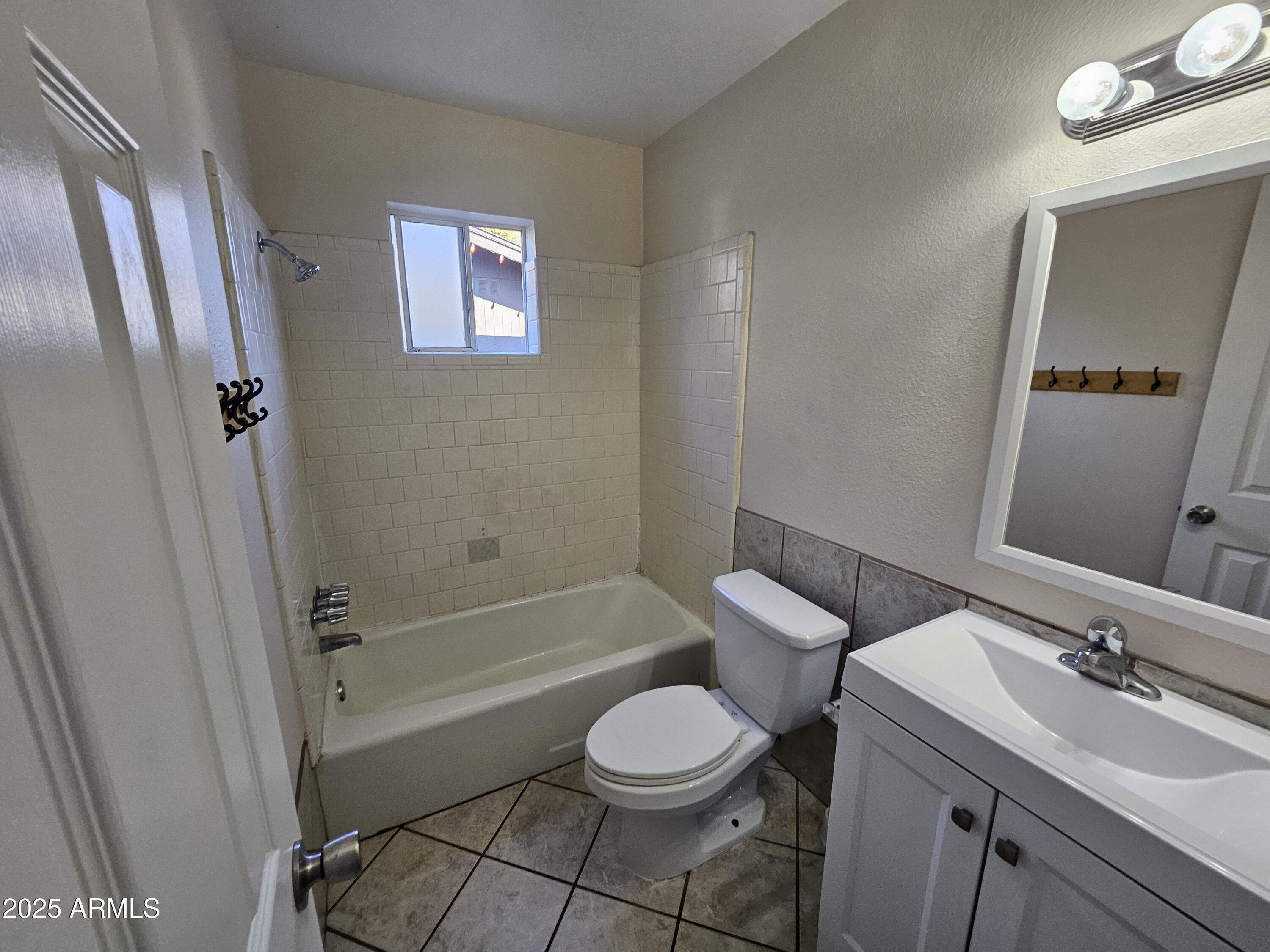 513 North Apache Drive Chandler, AZ 85224 - Photo 13 of 19 20251215_104144