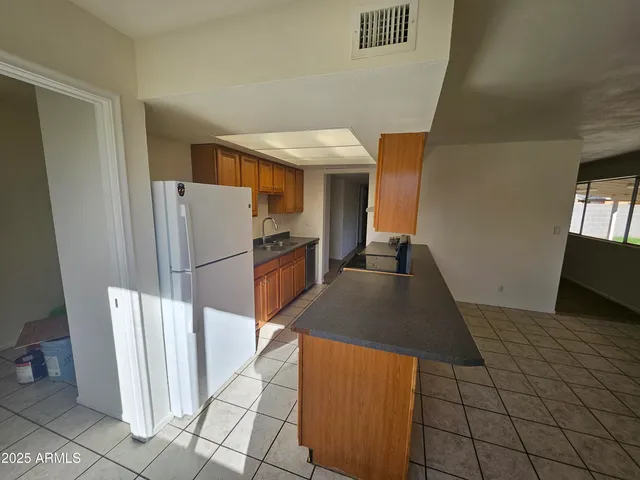 $2,095 | 513 North Apache Drive, Chandler, AZ 85224