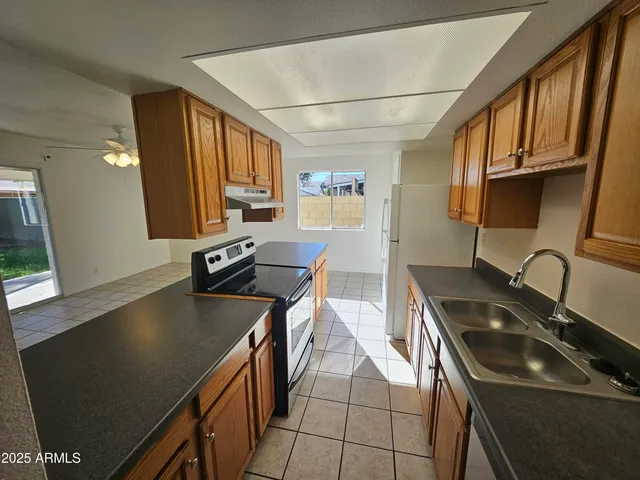 $2,095 | 513 North Apache Drive, Chandler, AZ 85224