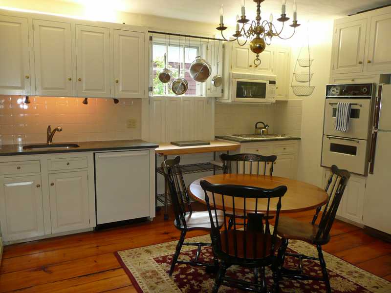 123 Transit Street Providence, RI 02906 - Photo 3 of 25 Kitchen.