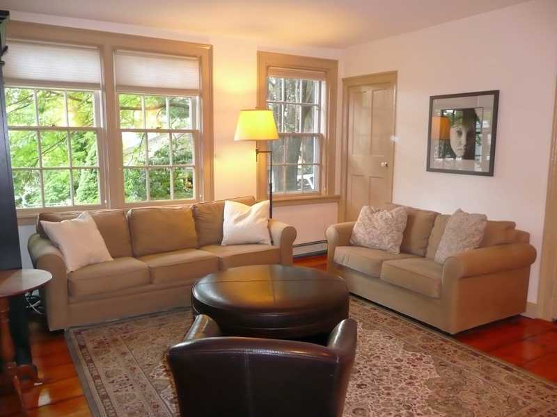 123 Transit Street Providence, RI 02906 - Photo 6 of 25 Living Room.