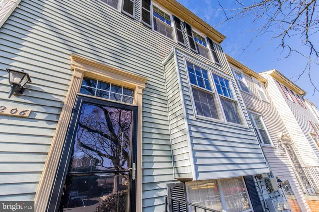 $325,000 | 7206 Lost Spring Court, Unit 7206, Greenbelt, MD 20770