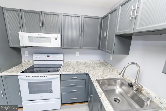 $325,000 | 7206 Lost Spring Court, Unit 7206, Greenbelt, MD 20770