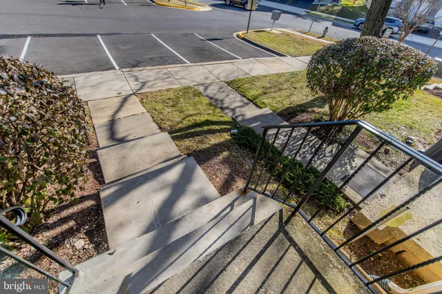 $325,000 | 7206 Lost Spring Court, Unit 7206, Greenbelt, MD 20770