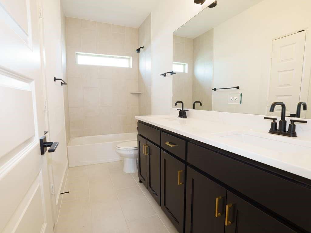 9311 Easy Street Rowlett, TX 75088 - Photo 11 of 23 Bathroom 1