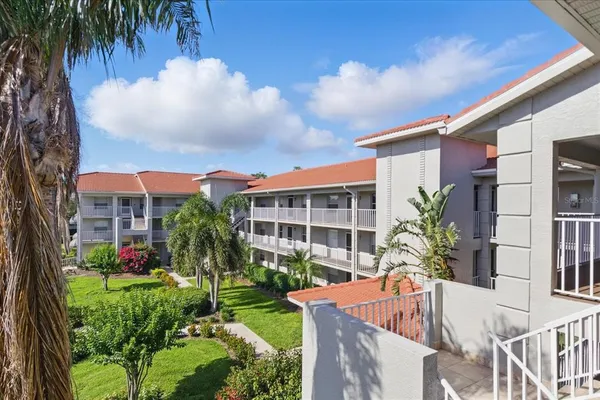 $5,600 | 9320 Clubside Circle, Unit 2310, Sarasota, FL 34238