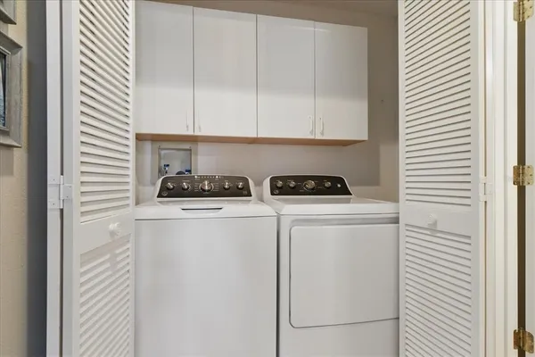 $5,600 | 9320 Clubside Circle, Unit 2310, Sarasota, FL 34238