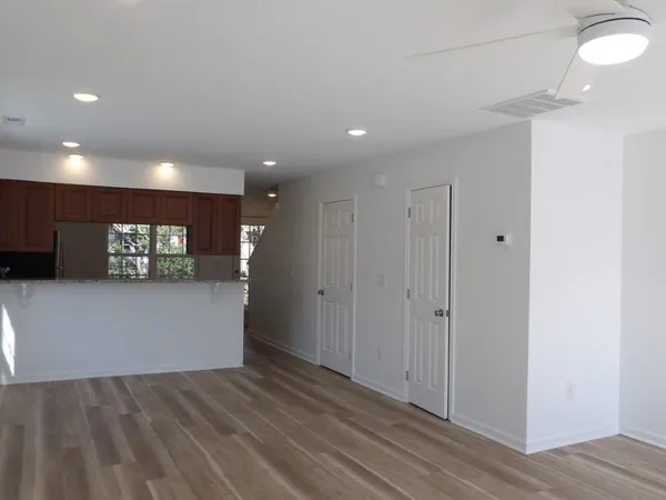 $1,350 | 4116 Horseshoe Road North, Unit 4D 4F, Little River, SC 29566