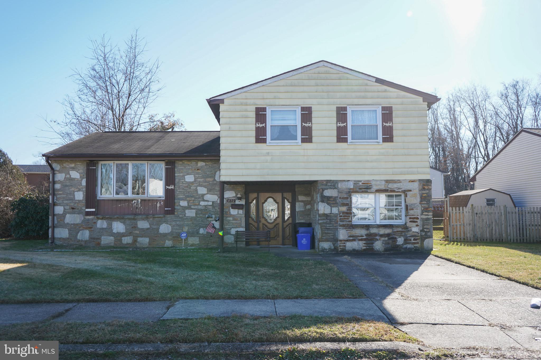 470 Pinewood Road Philadelphia, PA 19116 - Photo 1 of 29 Gallery Image 1