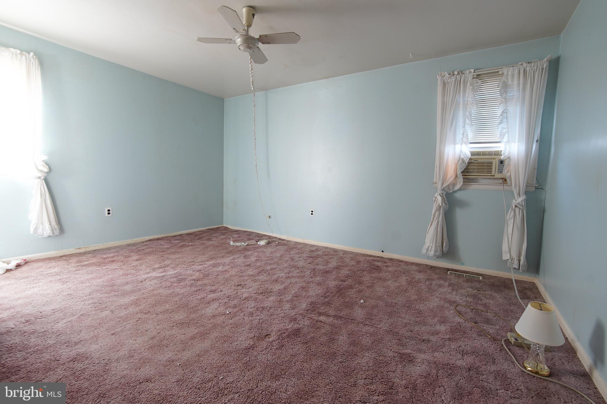 470 Pinewood Road Philadelphia, PA 19116 - Photo 12 of 29 Gallery Image 12