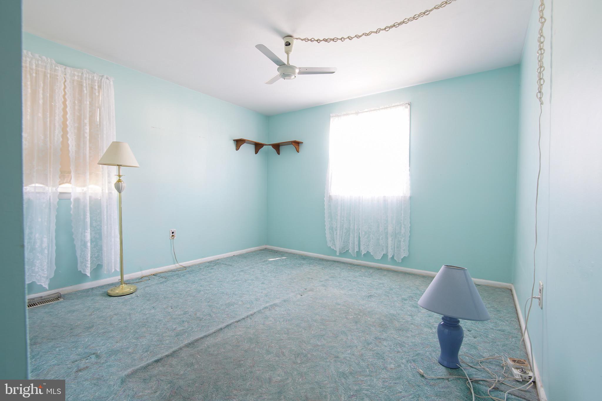 470 Pinewood Road Philadelphia, PA 19116 - Photo 20 of 29 Gallery Image 20