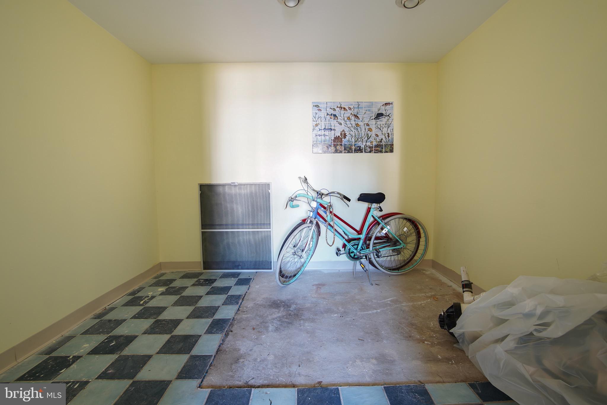 470 Pinewood Road Philadelphia, PA 19116 - Photo 25 of 29 Gallery Image 25