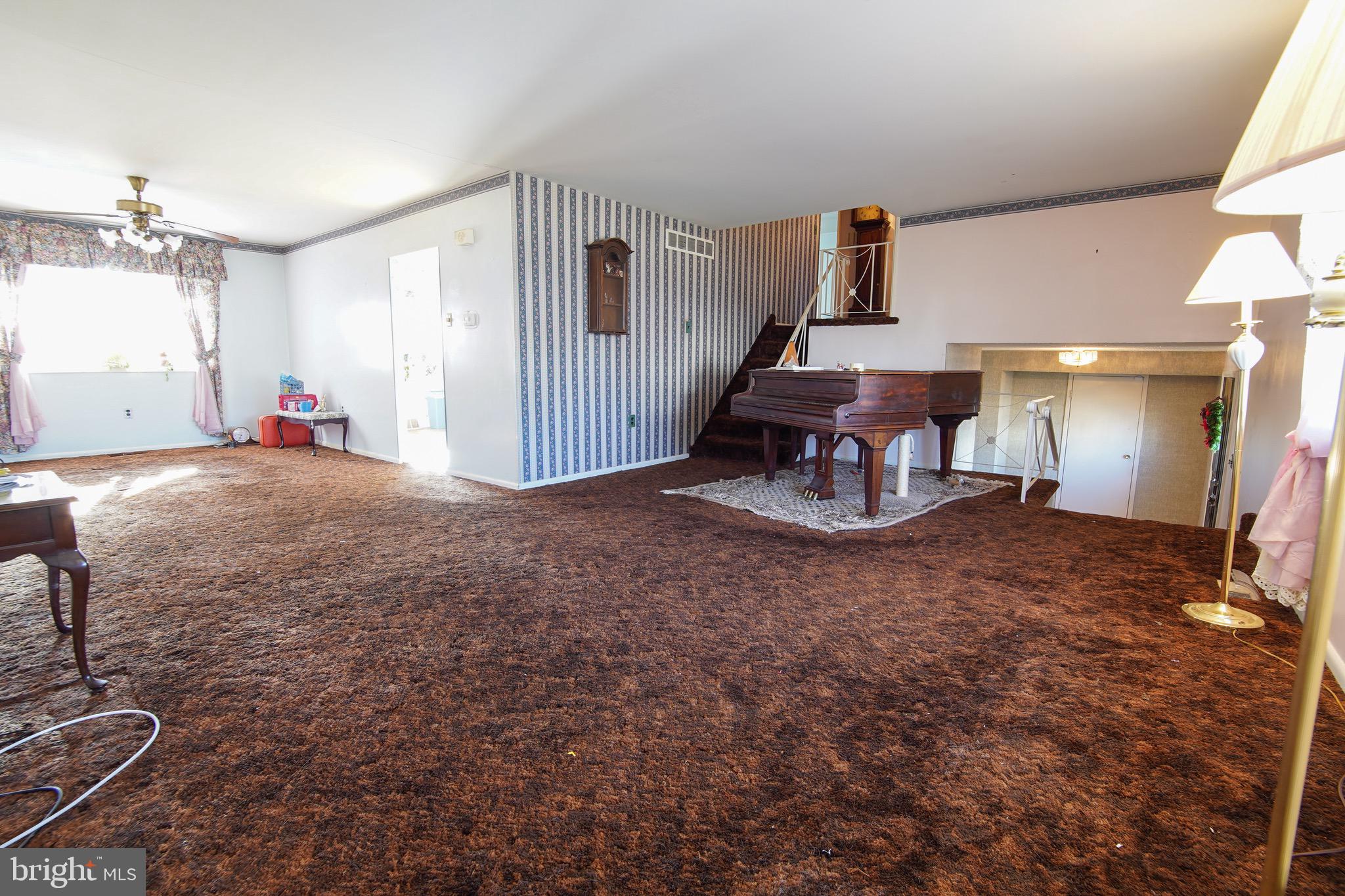 470 Pinewood Road Philadelphia, PA 19116 - Photo 8 of 29 Gallery Image 8