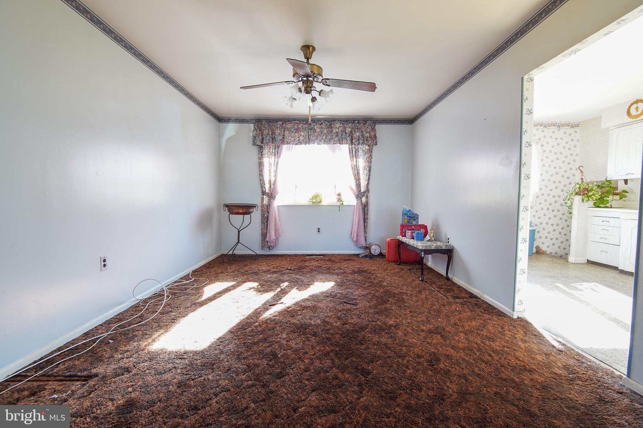 470 Pinewood Road Philadelphia, PA 19116 - Photo 10 of 29 Gallery Image 10