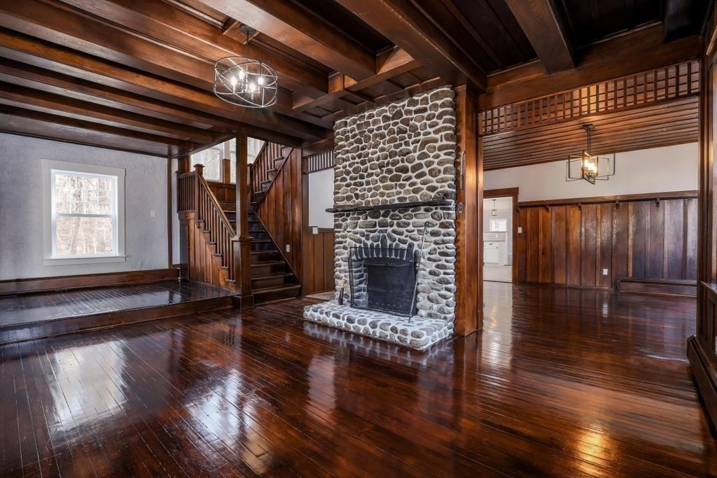 370 Thompson Road Webster, MA 01570 - Photo 28 of 42