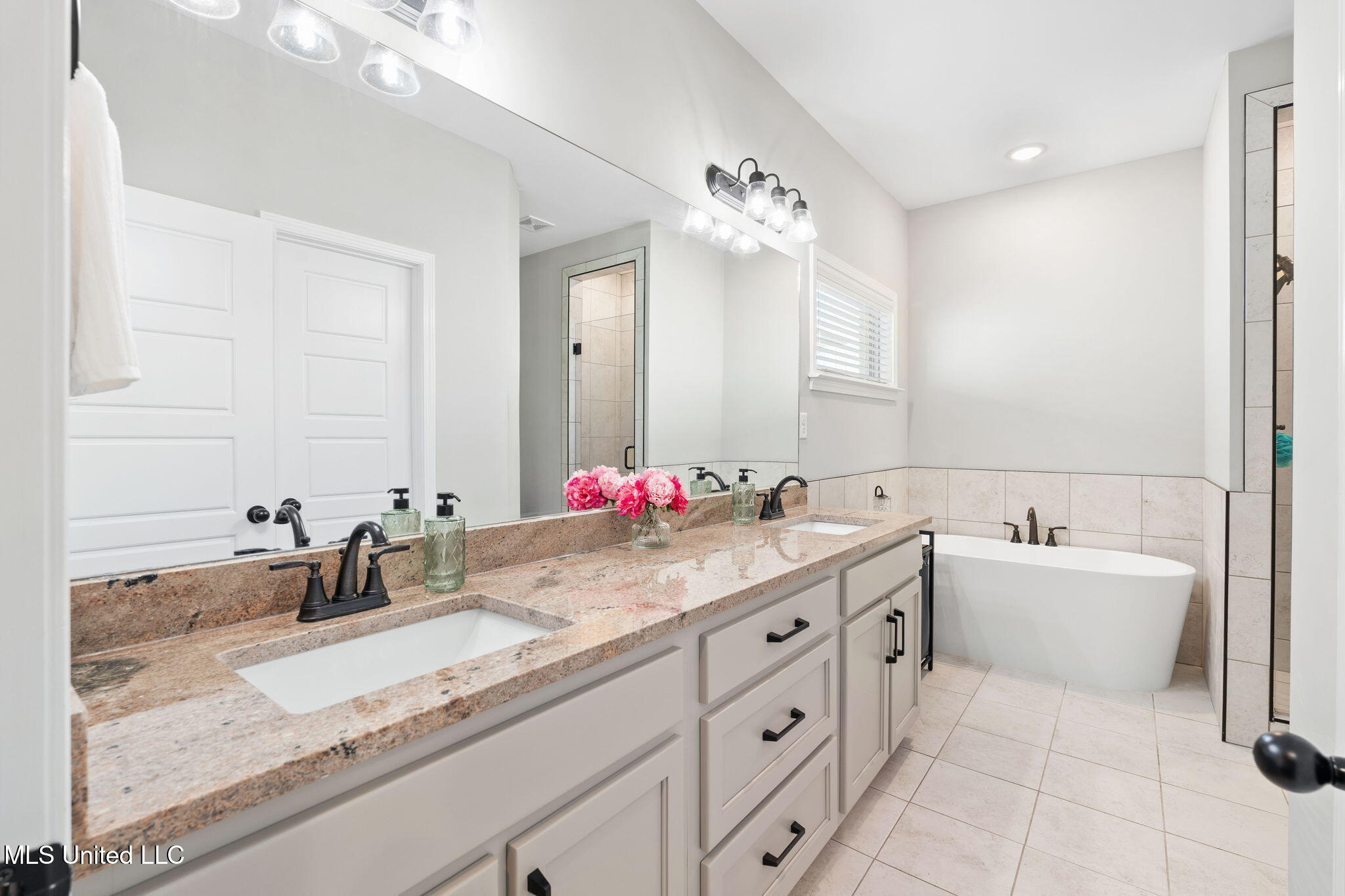 5185 Watson Vw Drive Nesbit, MS 38651 - Photo 18 of 25 18-web-or-mls-5185 Watson Vw-17