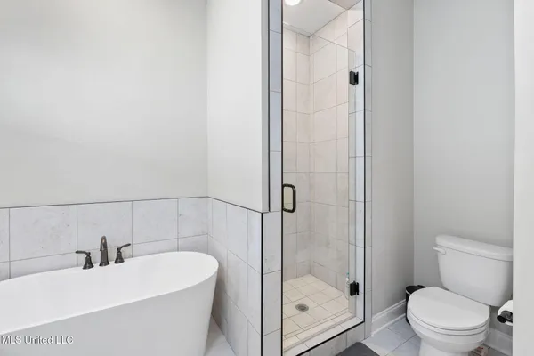 $376,500 | 5185 Watson Vw Drive, Nesbit, MS 38651