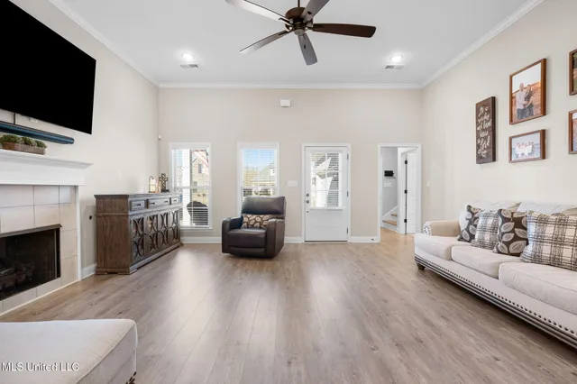 $379,500 | 5185 Watson Vw Drive, Nesbit, MS 38651