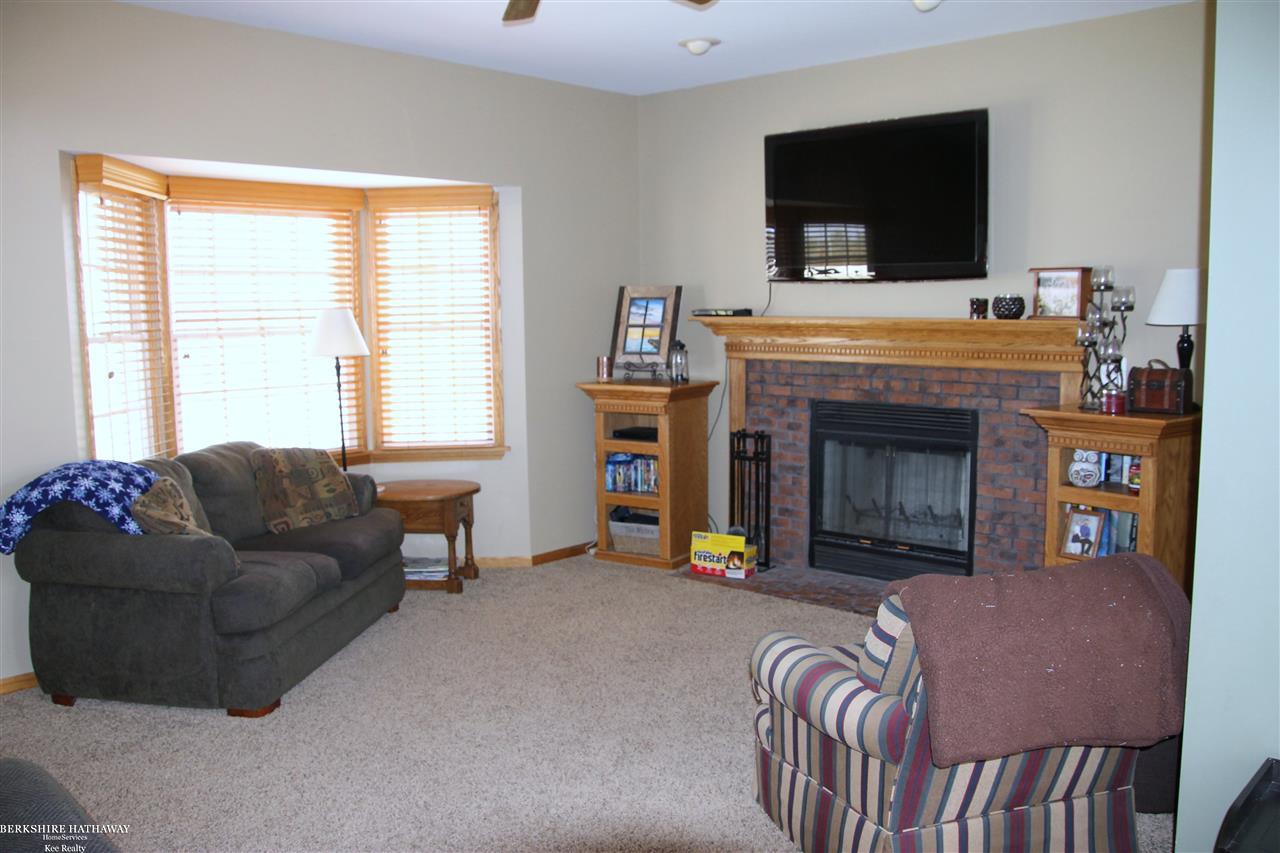 7109 Emmett Road Yale, MI 48097 - Photo 3 of 21 31339125-2.JPG