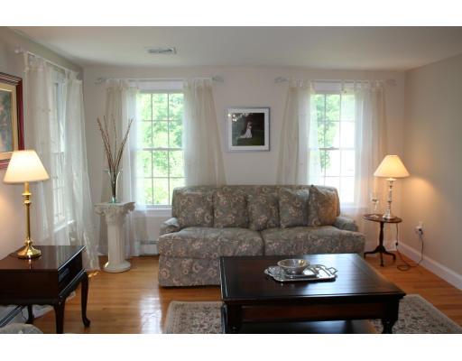 45 Warner Way Canton, MA 02021 - Photo 13 of 30 Gallery Image 13