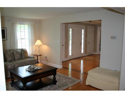 45 Warner Way Canton, MA 02021 - Photo 15 of 30 Gallery Image 15