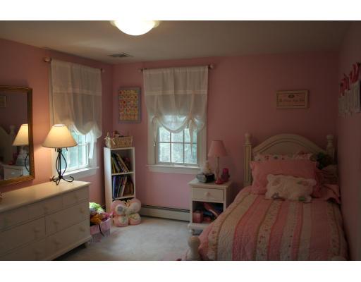 45 Warner Way Canton, MA 02021 - Photo 18 of 30 Gallery Image 18