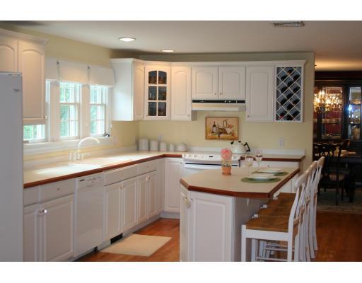 45 Warner Way Canton, MA 02021 - Photo 6 of 30 Gallery Image 6