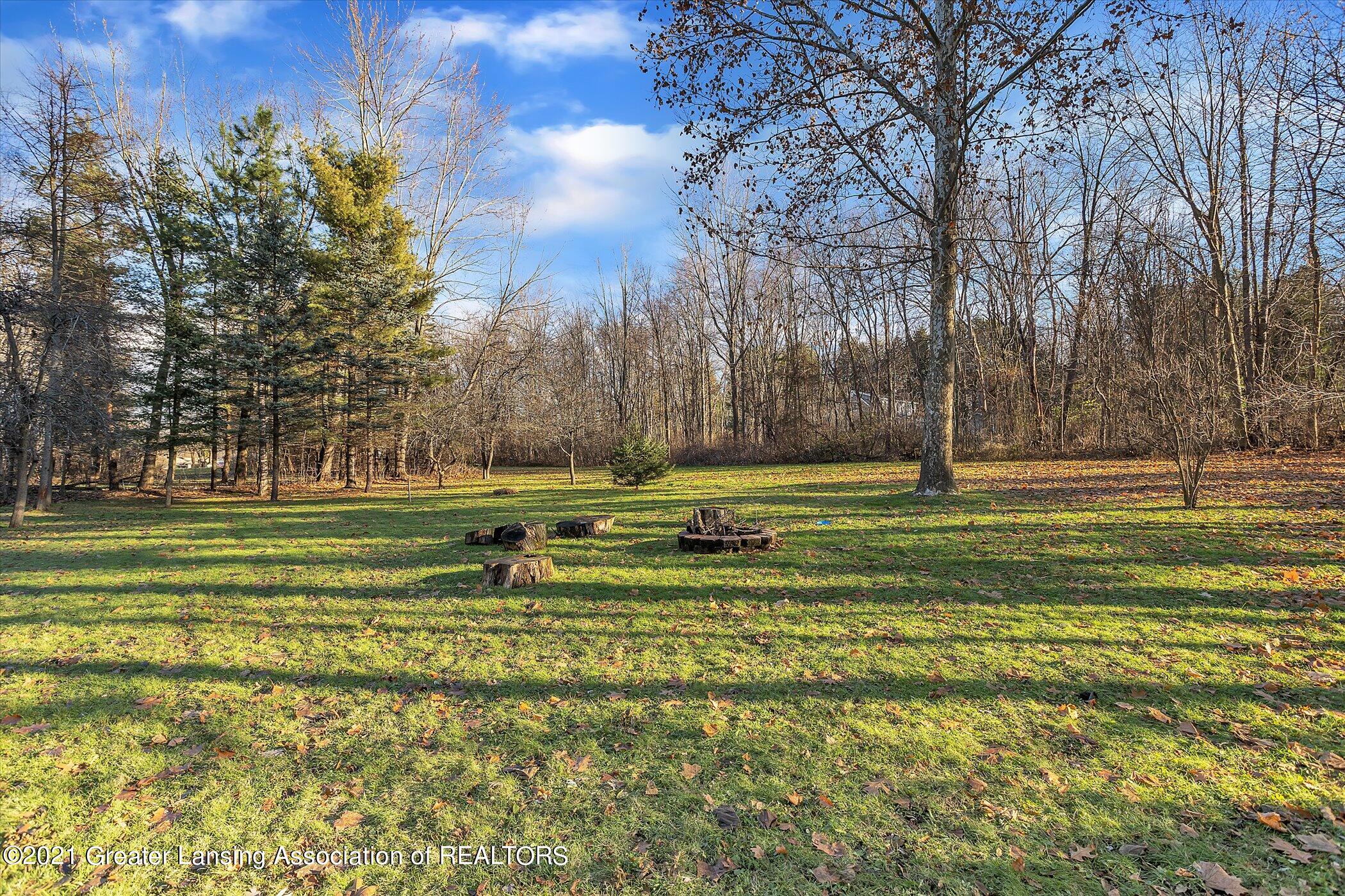1345 Valley View Road Lansing, MI 48906 - Photo 39 of 41 39-1345 Valley View Rd-Windowstill Real