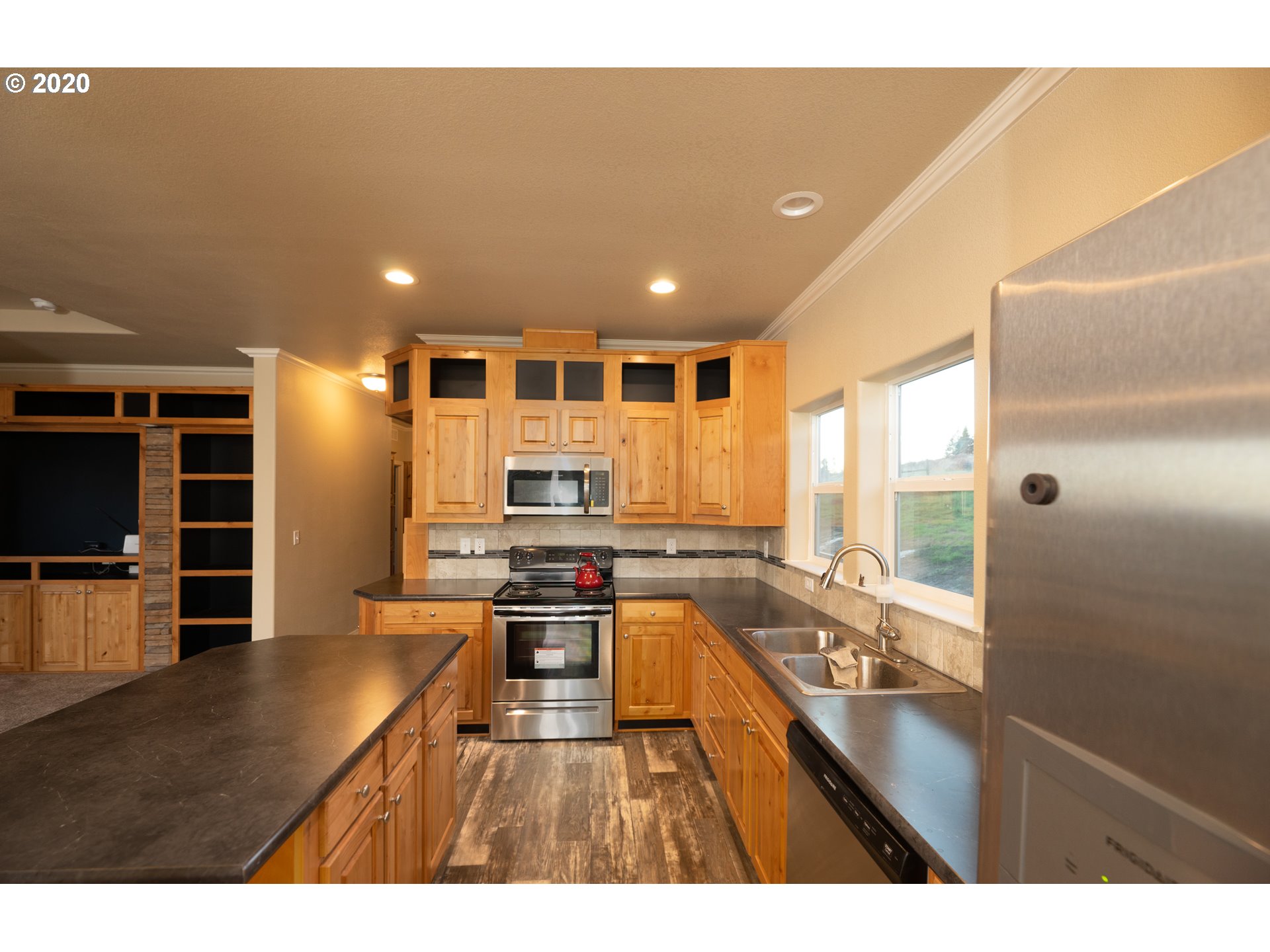 5168 Scotts Valley Road Yoncalla, OR 97499 - Photo 3 of 21