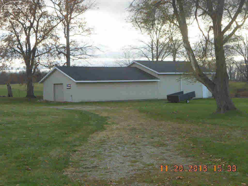 6275 North Henderson Road Columbiaville, MI 48421 - Photo 21 of 32 21239071-20.JPG