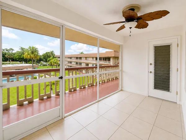 $1,850 | 5300 Washington Street, Unit S313, Hollywood, FL 33021