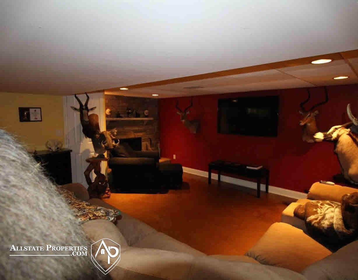2247 Montague Road Davison, MI 48423 - Photo 10 of 19 21294020-9.JPG