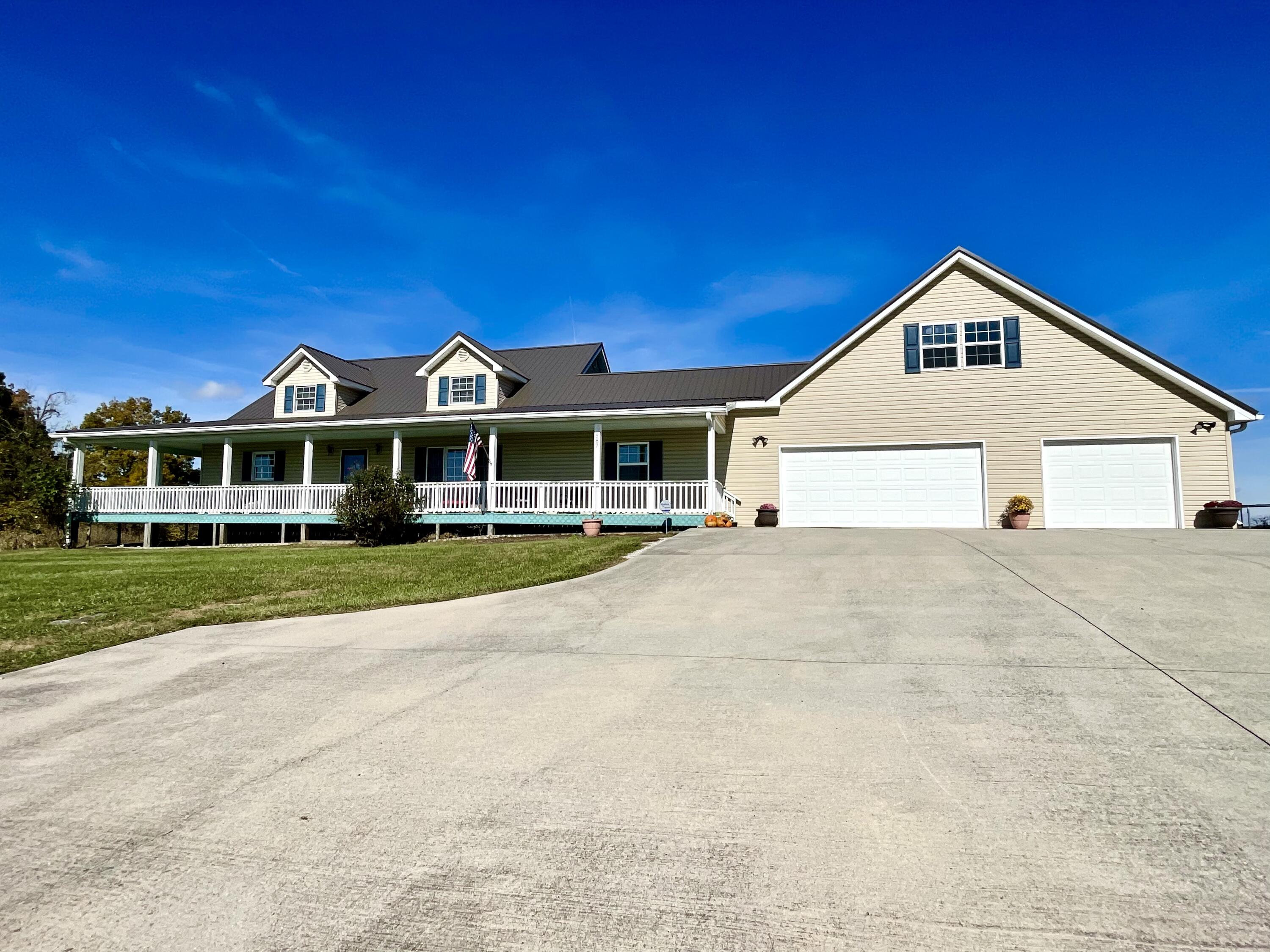 587 Irvine Road Science Hill, KY 42553 - Photo 3 of 90 C68730D1-7EDD-4A97-A998-71AB83BDAF53