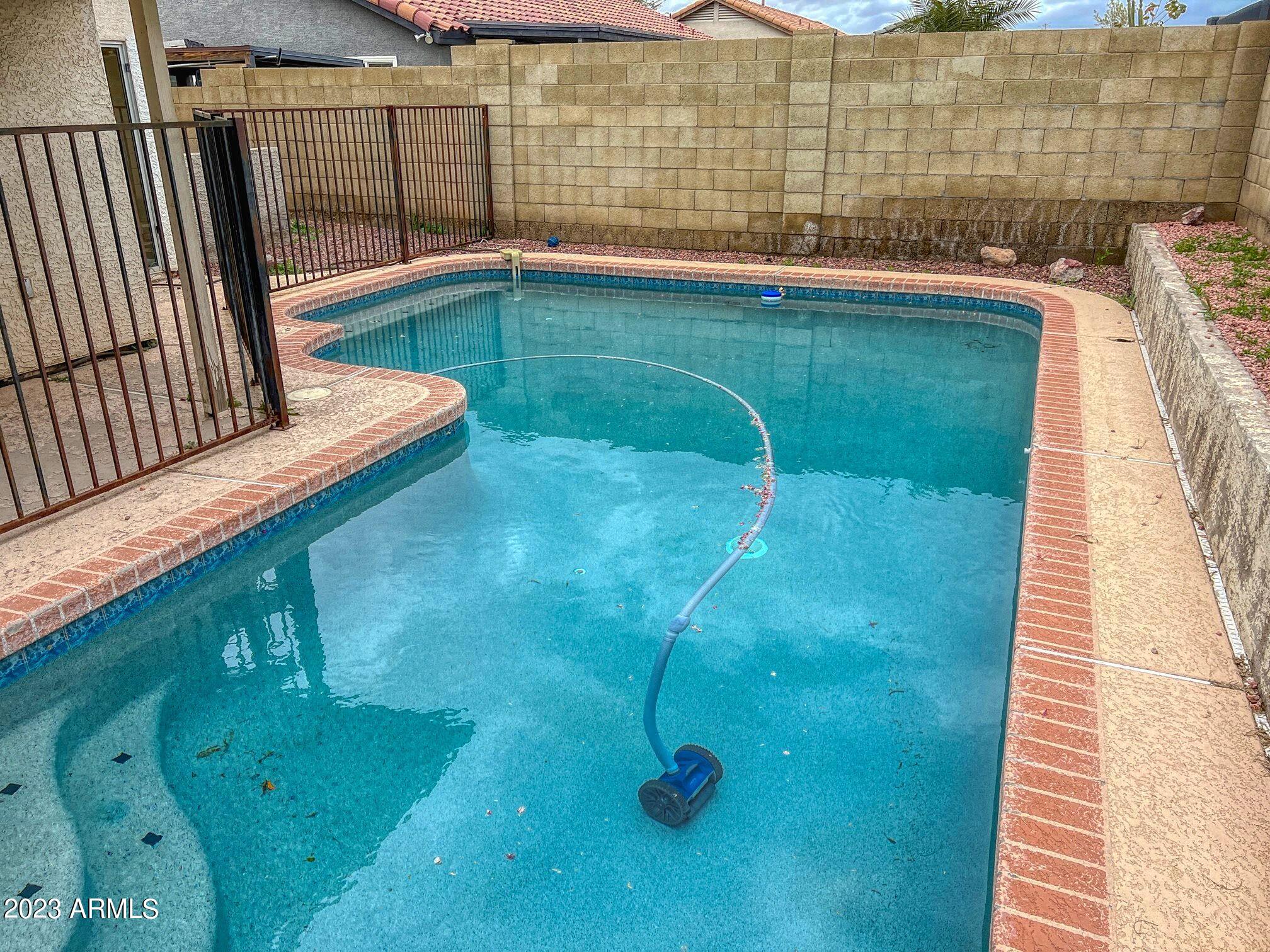 1729 East Fremont Road Phoenix, AZ 85042 - Photo 2 of 18 Pool