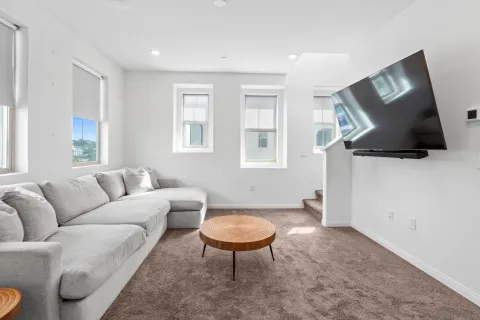 $650,000 | 1549 Fig Tree Way, Oceanside, CA 92056