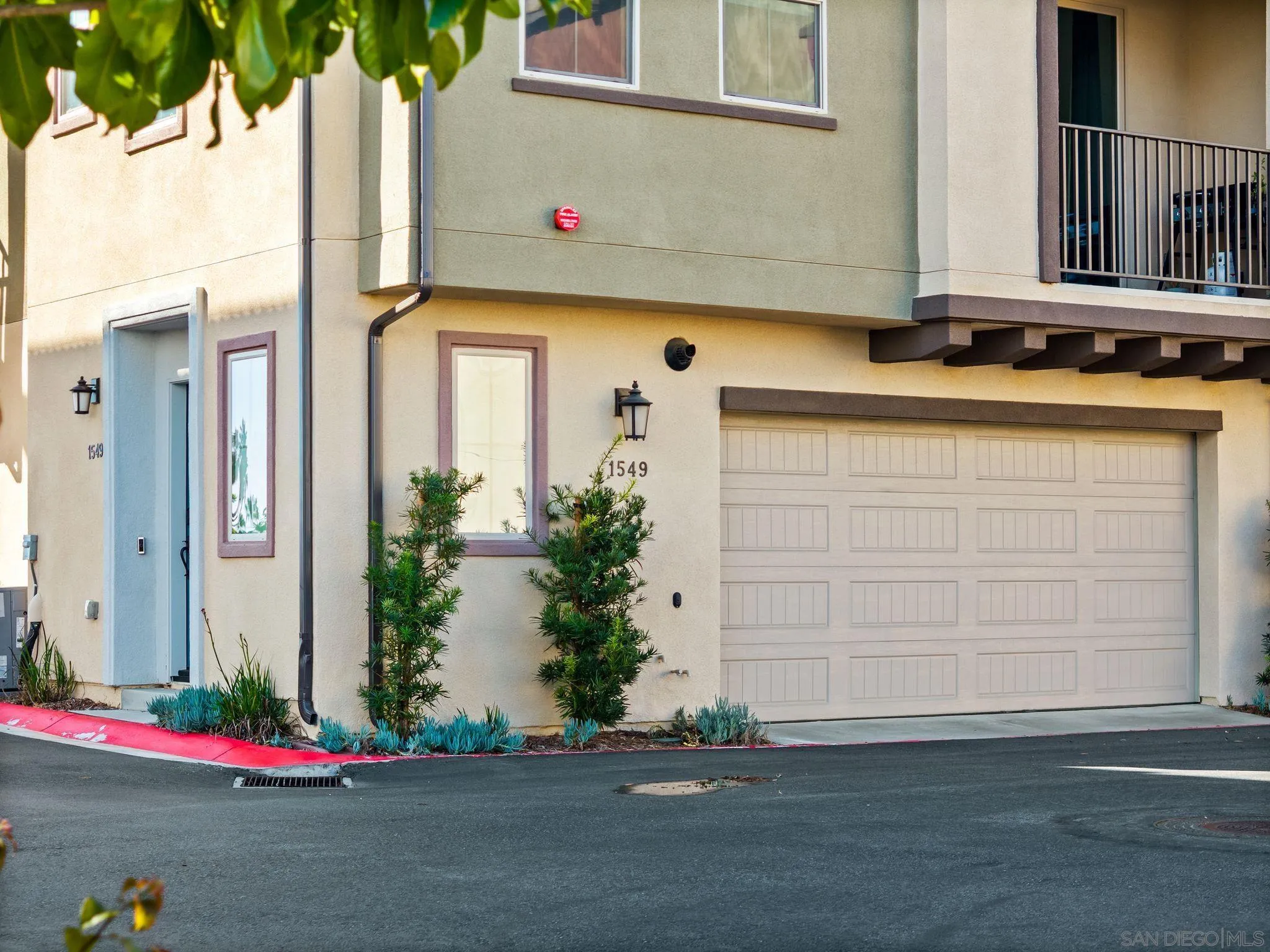 1549 Fig Tree Way Oceanside, CA 92056 - Photo 2 of 40